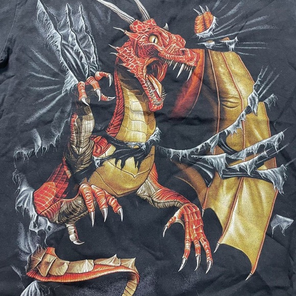 Vintage Dragon Print Tshirt - Picture 4 of 4
